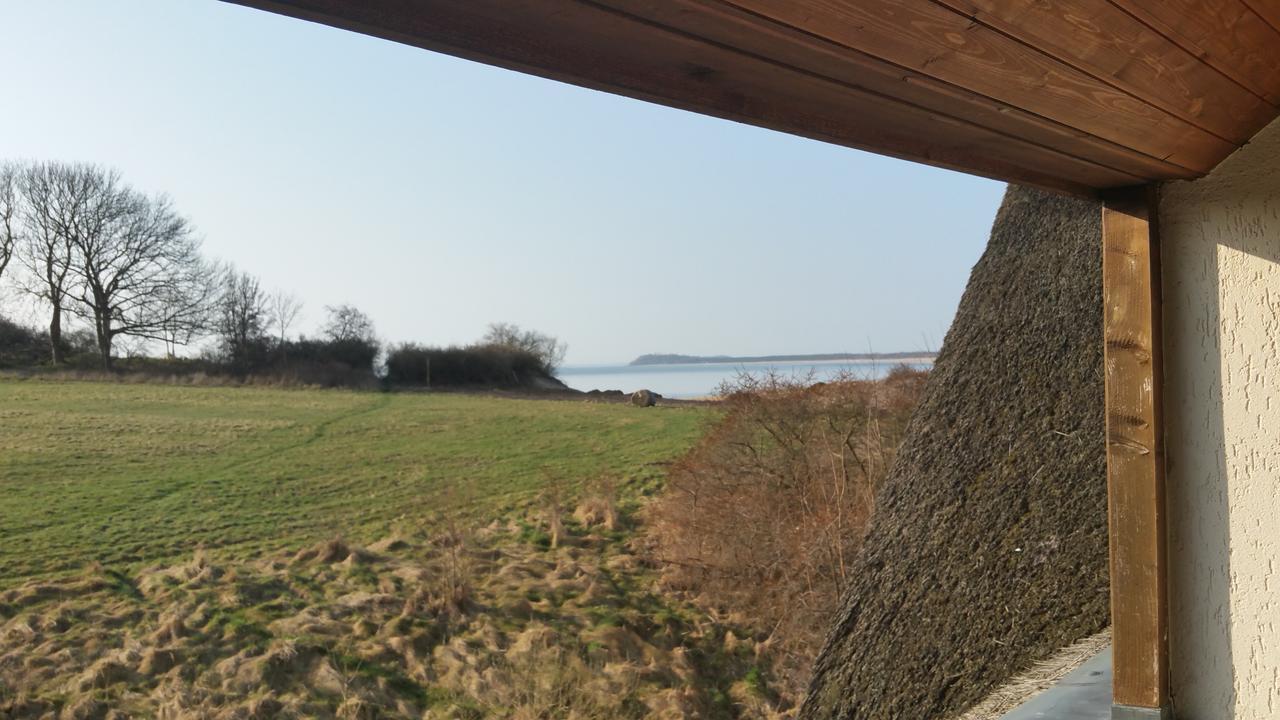 Fewo 18 Im Strandhaus Lobbe Mit Balkon Exterior photo
